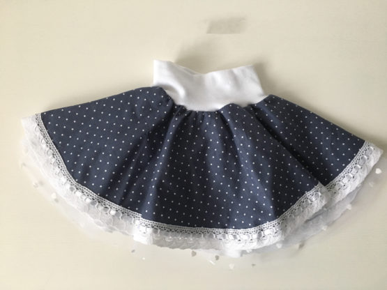 Jupe bébé bleu à pois blanc et dentelle en satin